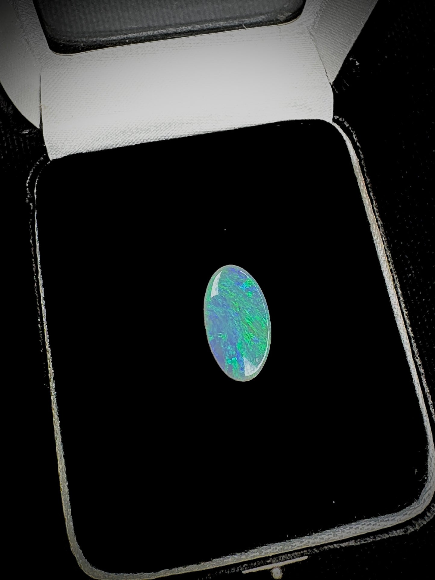 Blue Grass Lighting Ridge Gemstone