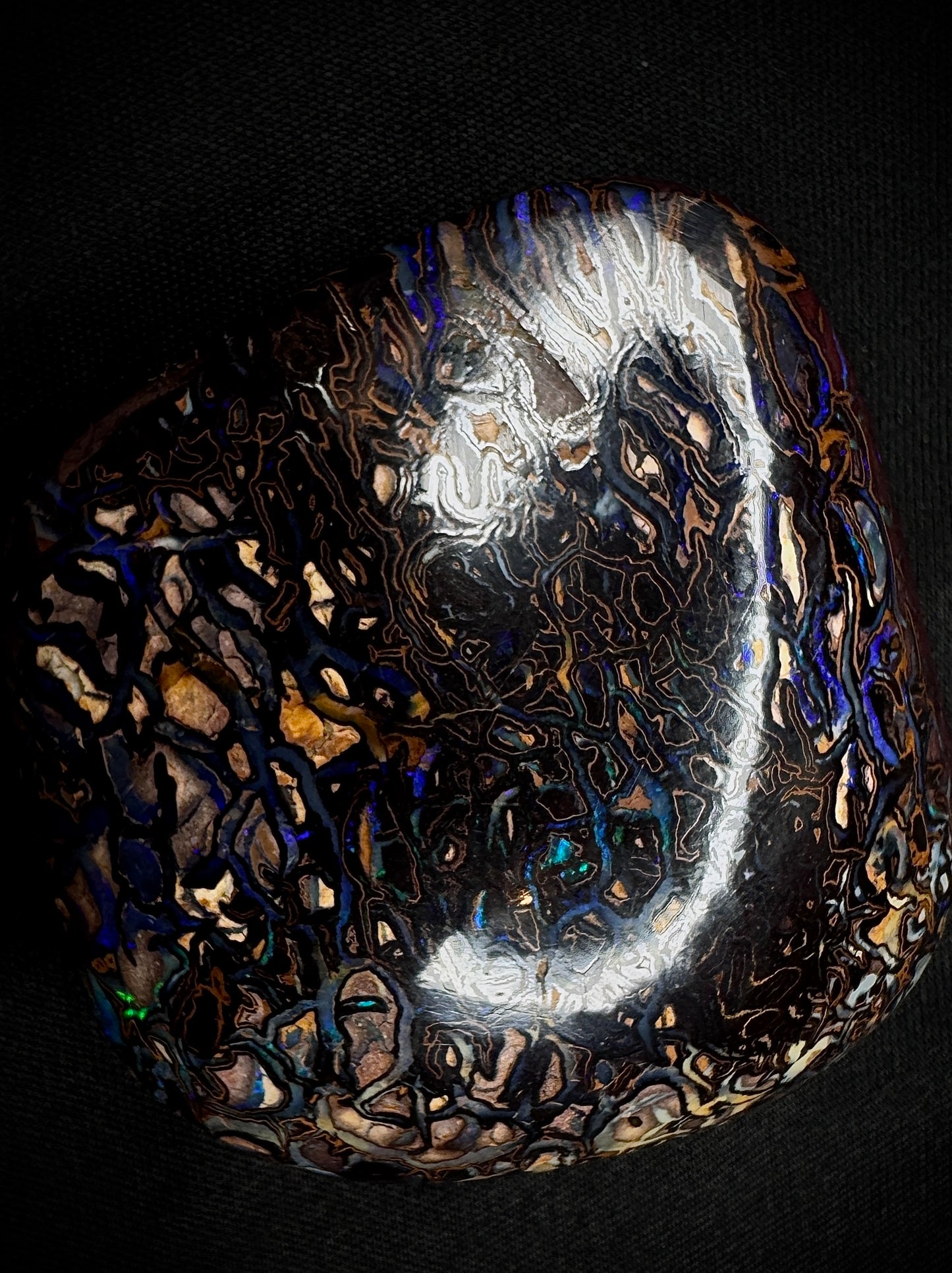 Yowah Mural Art Stone
