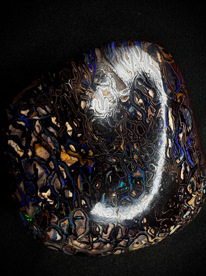Yowah Mural Art Stone
